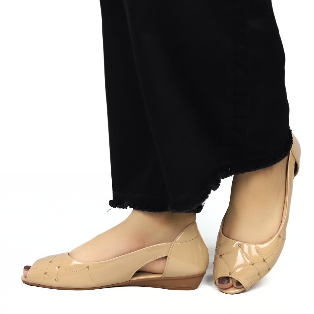 Beige Women Pumps - 8007155
