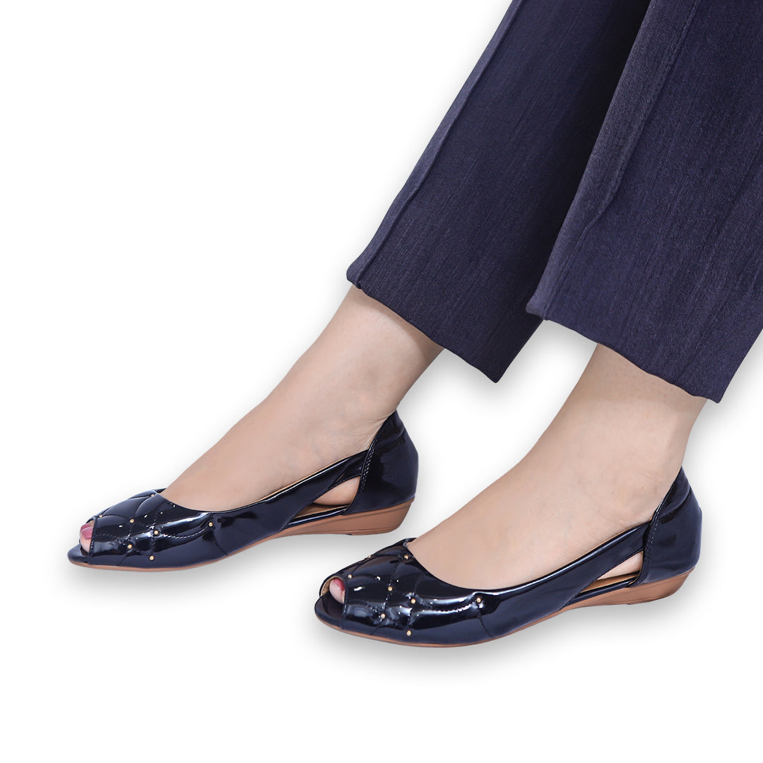 Black Ballet Flats - Women Pumps / 8007155