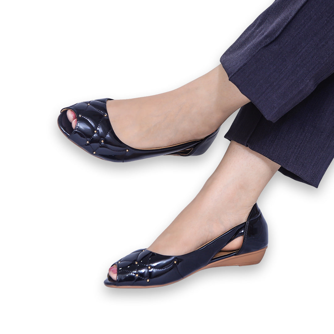 Black Ballet Flats - Women Pumps / 8007155