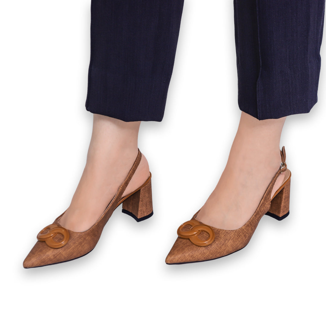 Brown Slingback Square Heel Sandal / 8102147