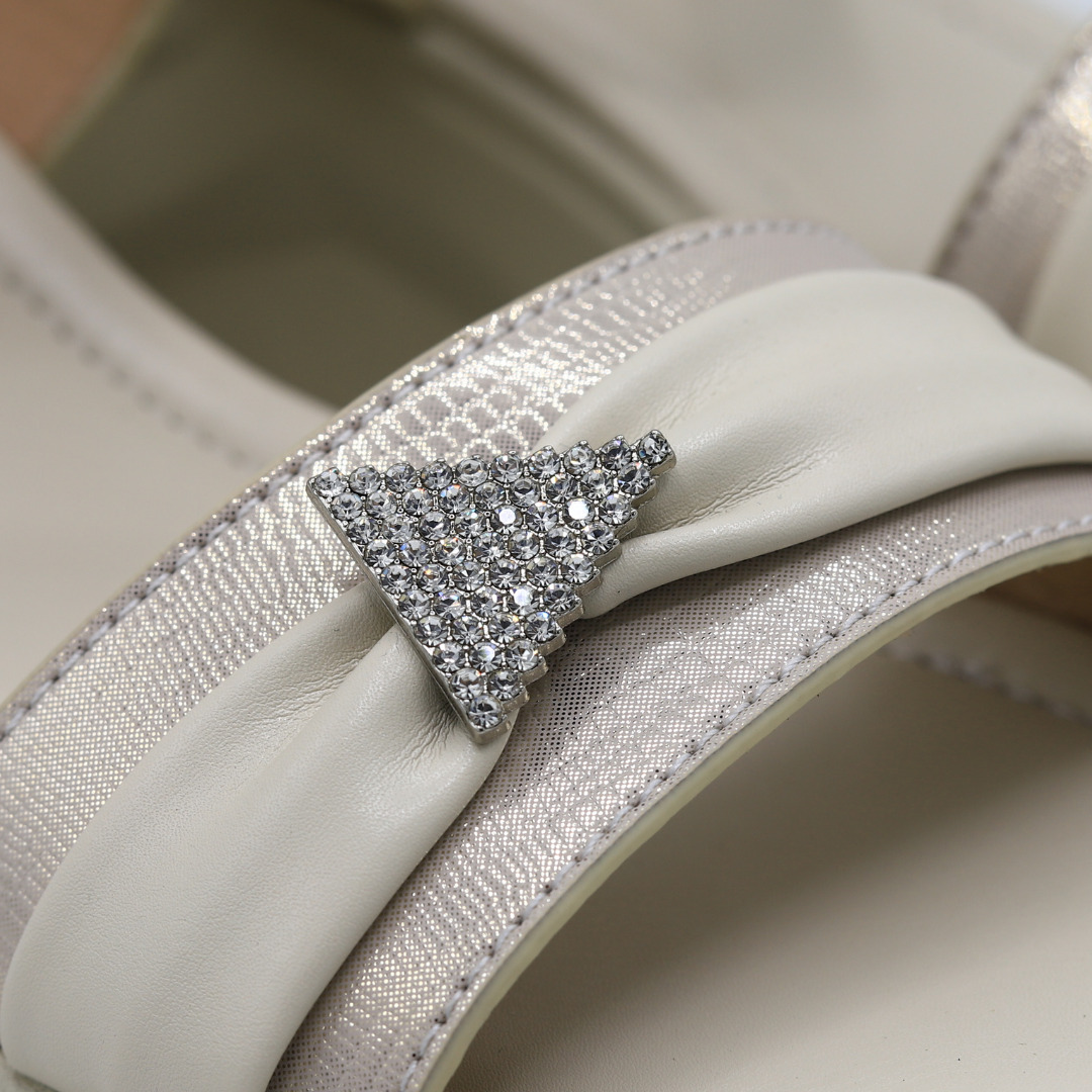 Ladies Silver Wedge Sandals / 8002281