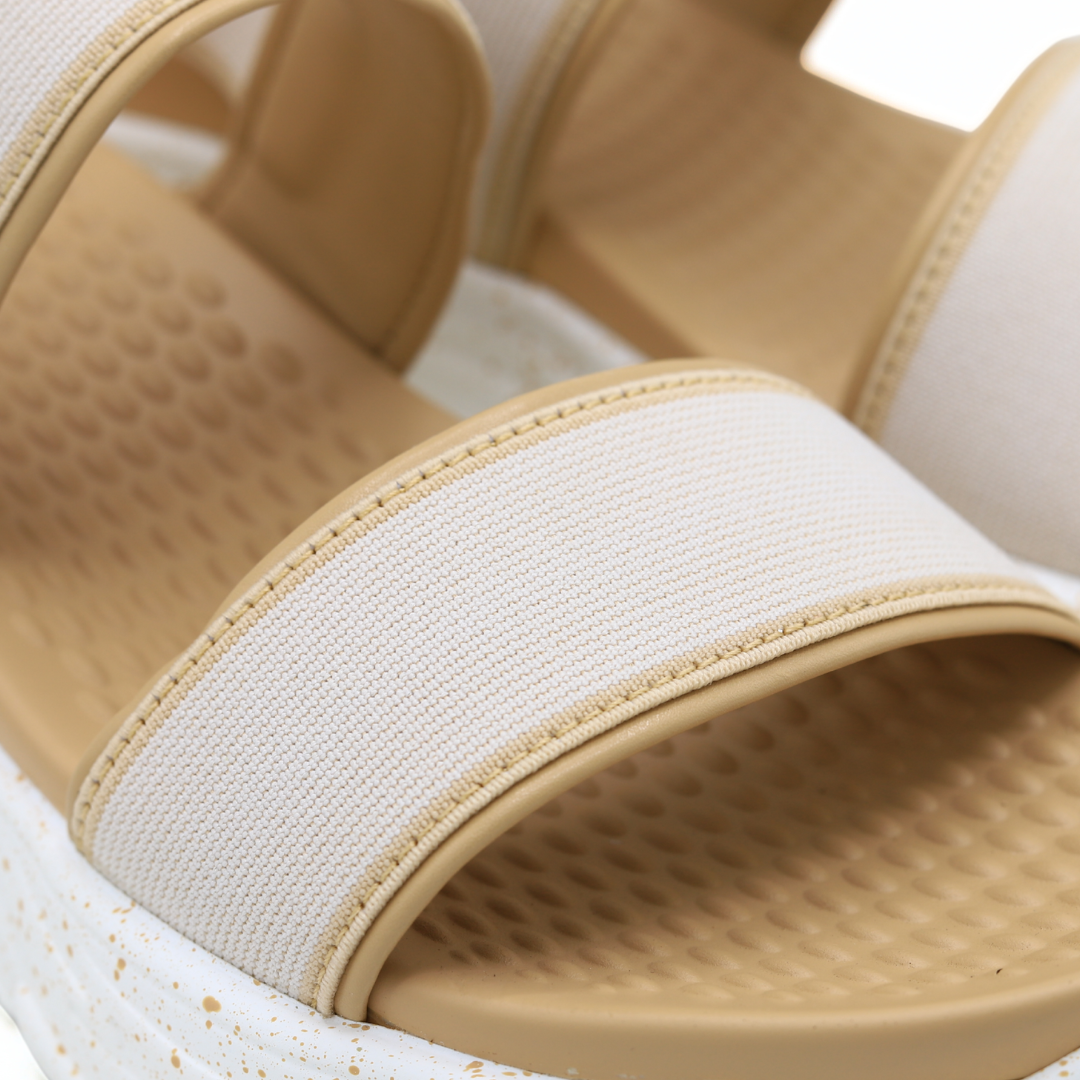 Ladies Beige Wedge Sandals / 8002316