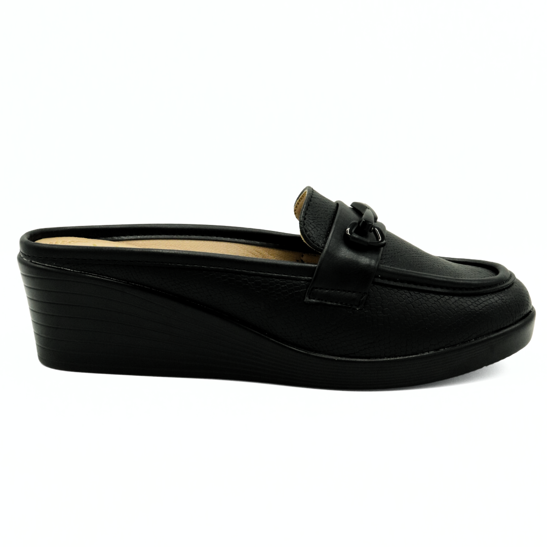 Women Black Half shoes-Slip on Mules / 8007196