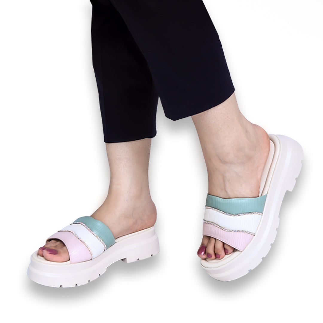 FlexiStride Elevated Girls Slippers / 8003302 Fown