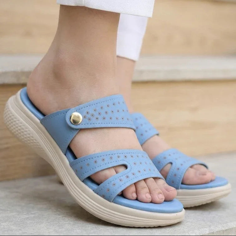 Stud Platform Slide 8003599 Blue