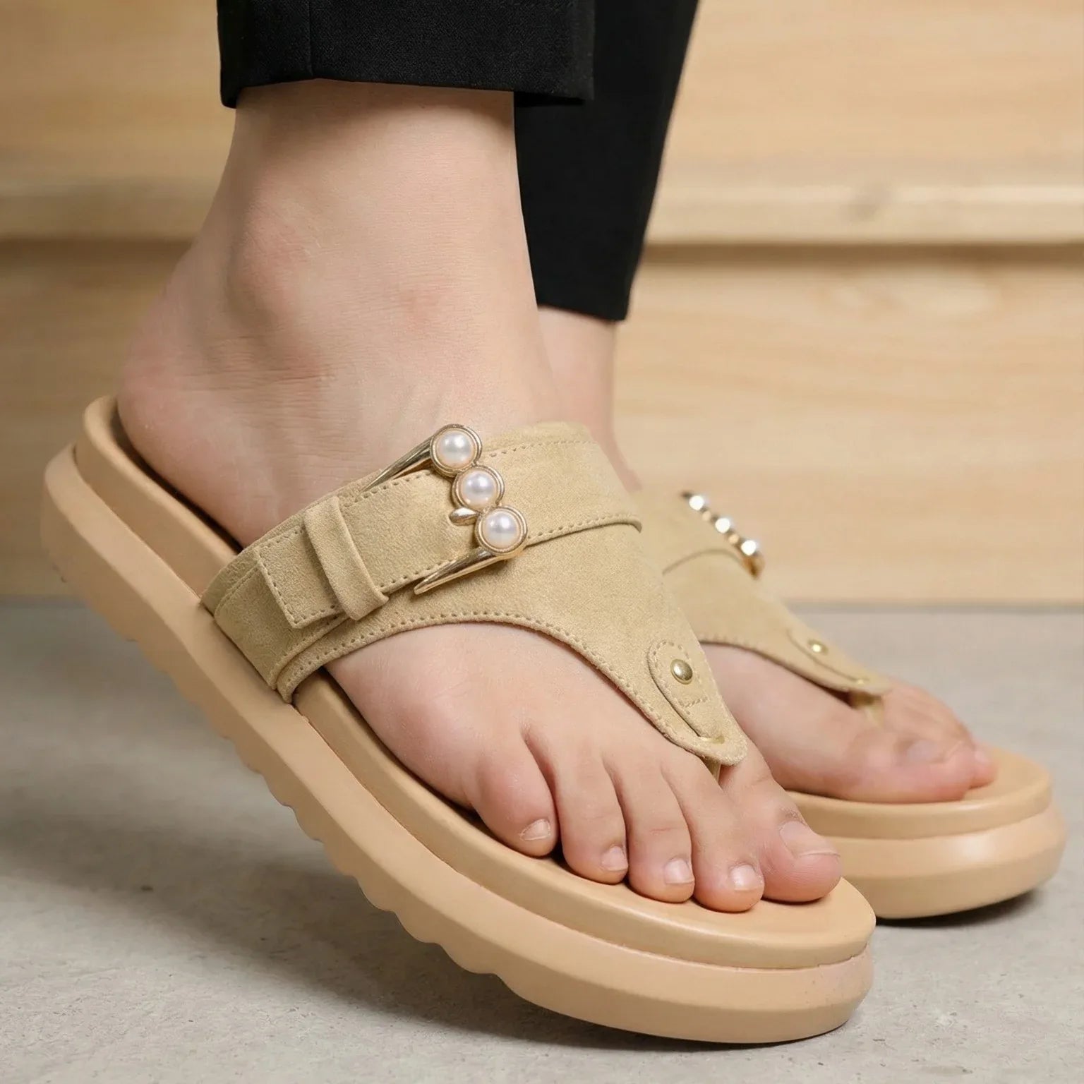 Pearl Thong 800196 Beige