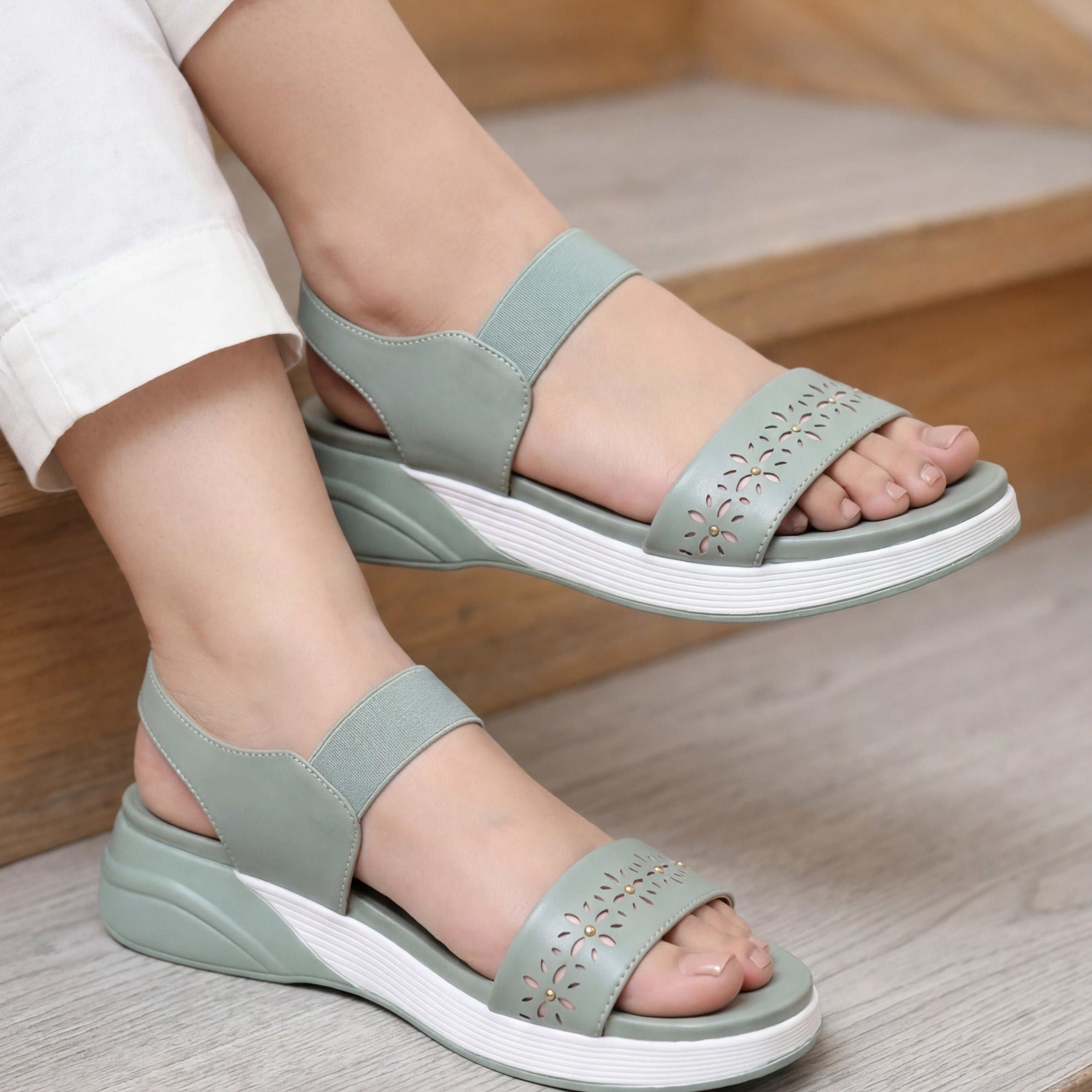 Floral Cutout 8002283 Mint