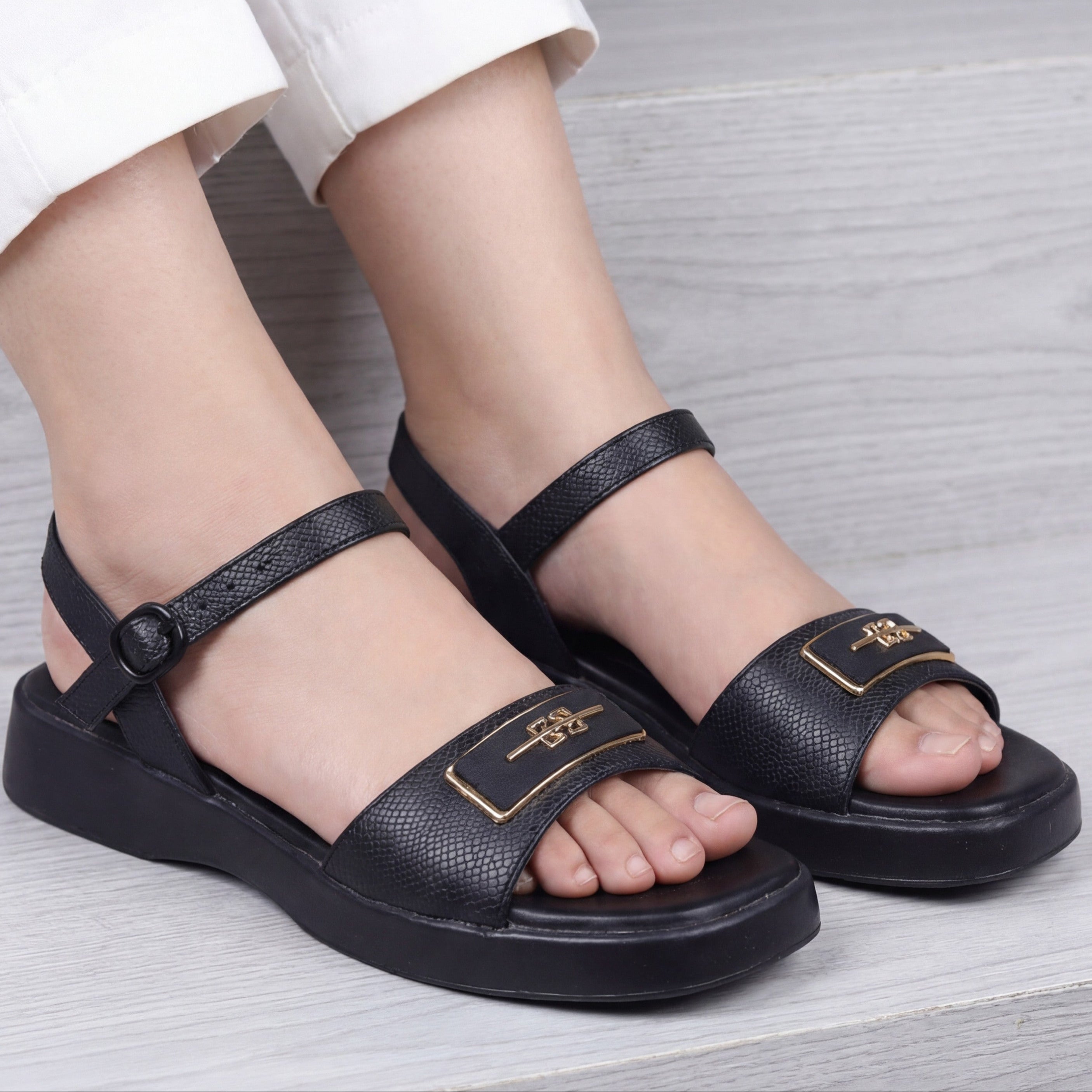 Platform Sandals 8002322 Black