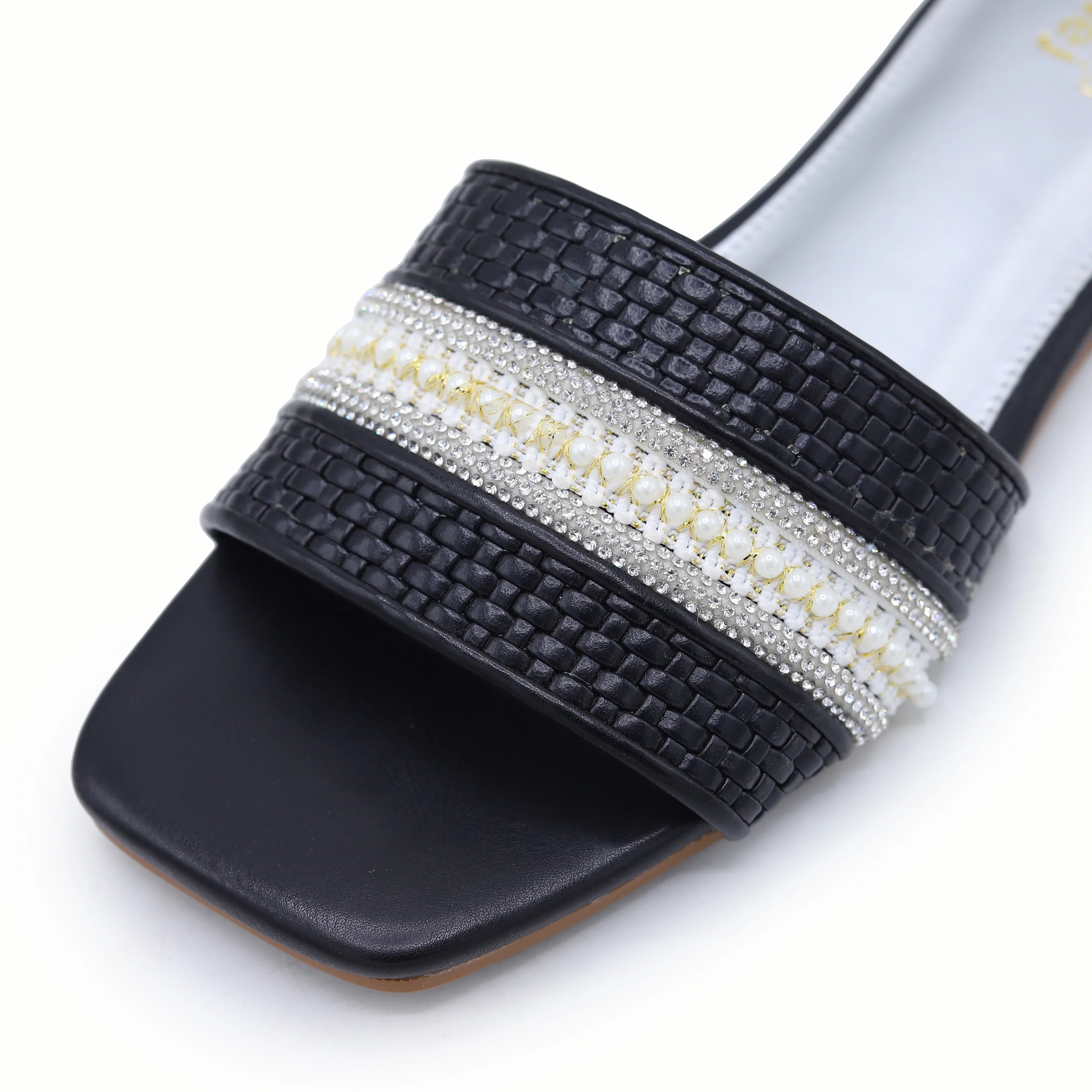 wej shoes | efashion.com.pk - E Fashion -- Pakistan