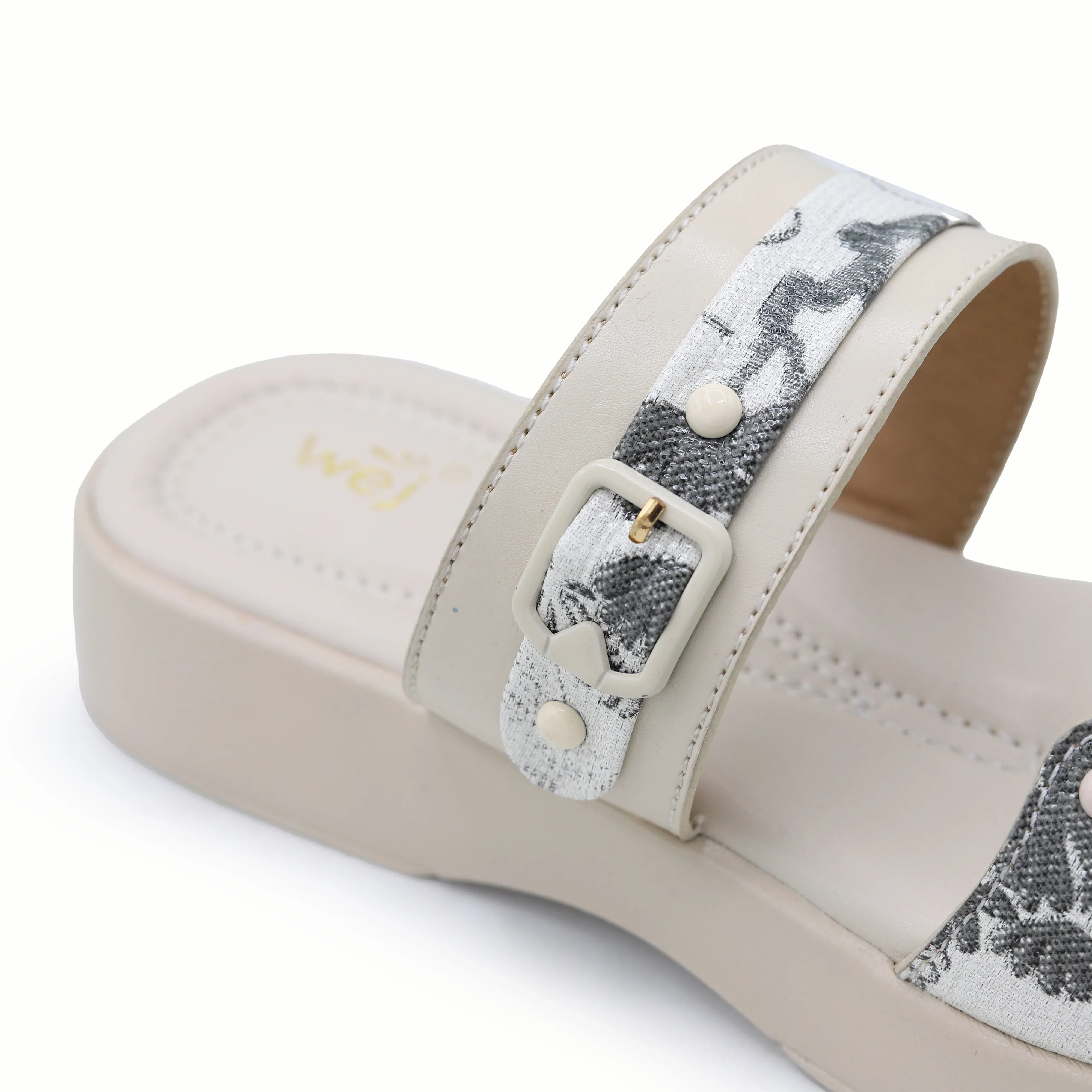 Floral Embroidered 8003549 Fawn