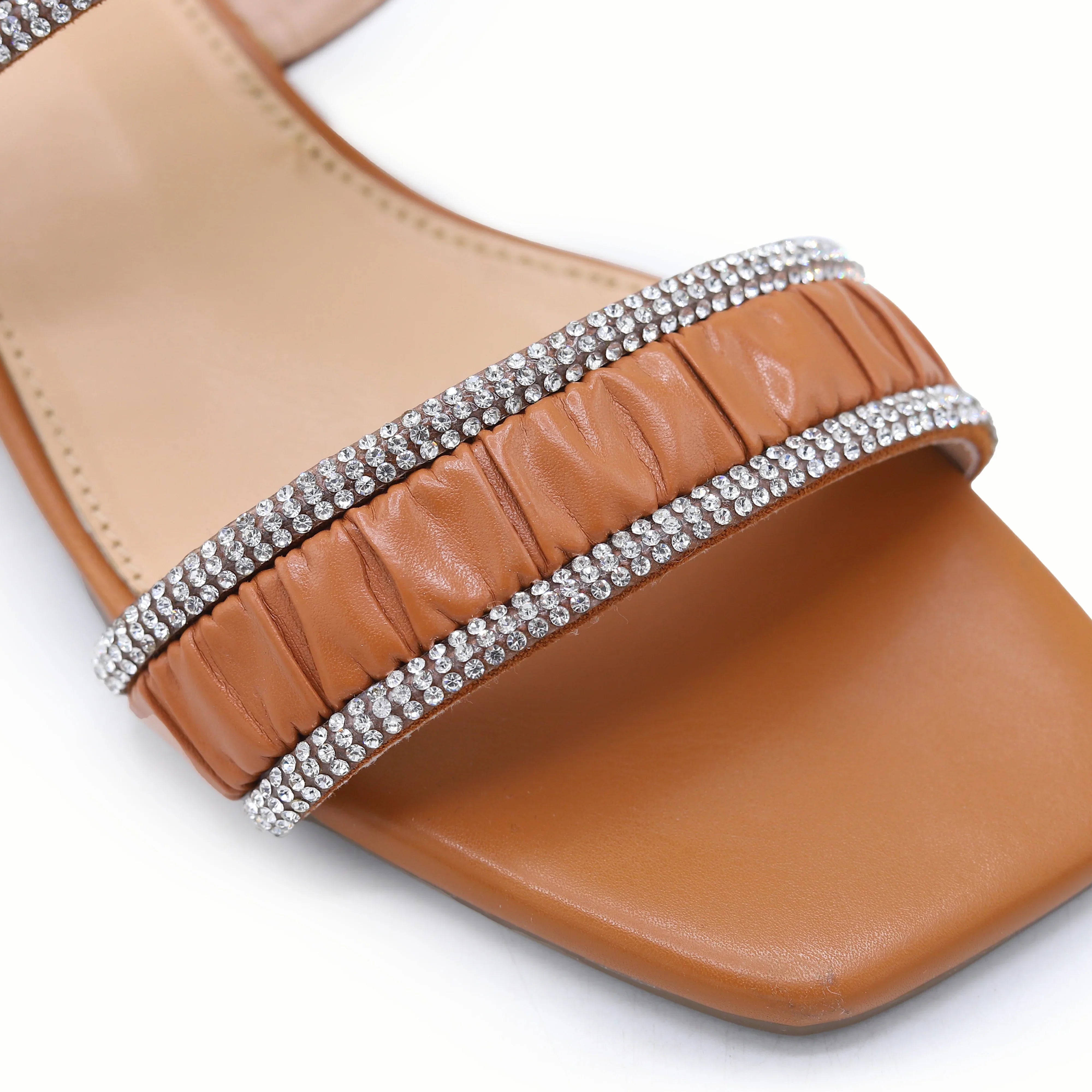 Crystal Trim 8103119 Tan