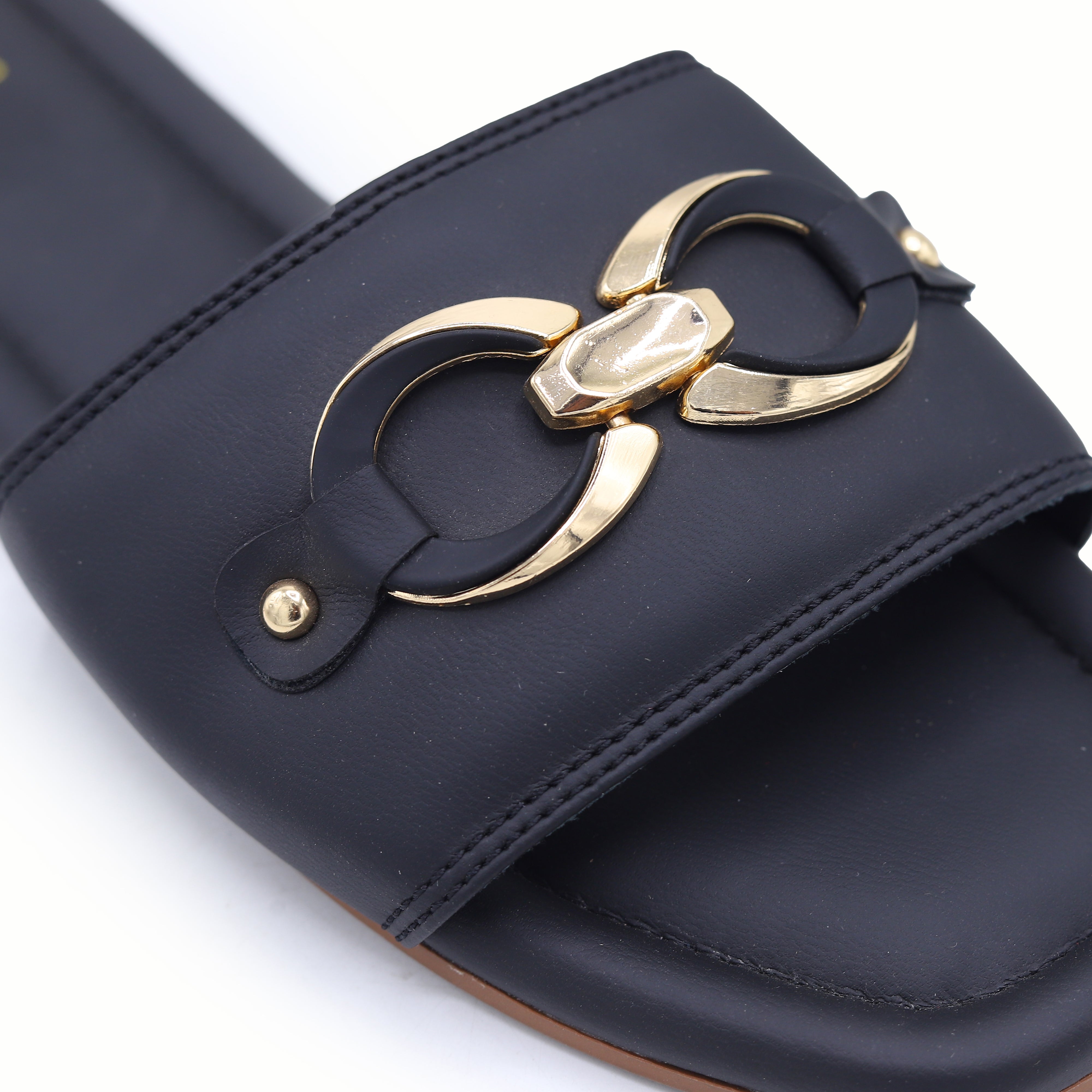 Interlocking C Slide 8003581 Black