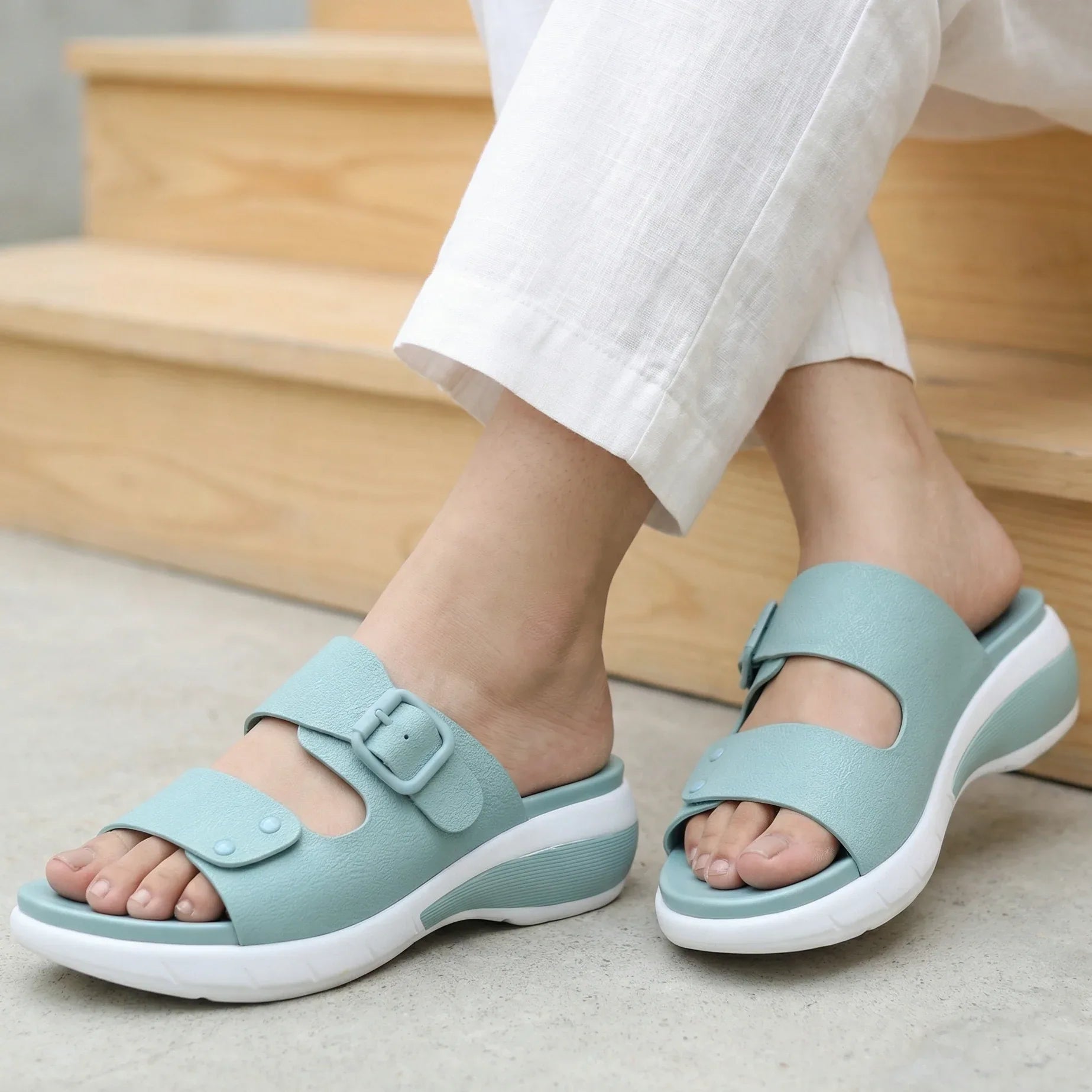 Double Strap 8003620 Mint