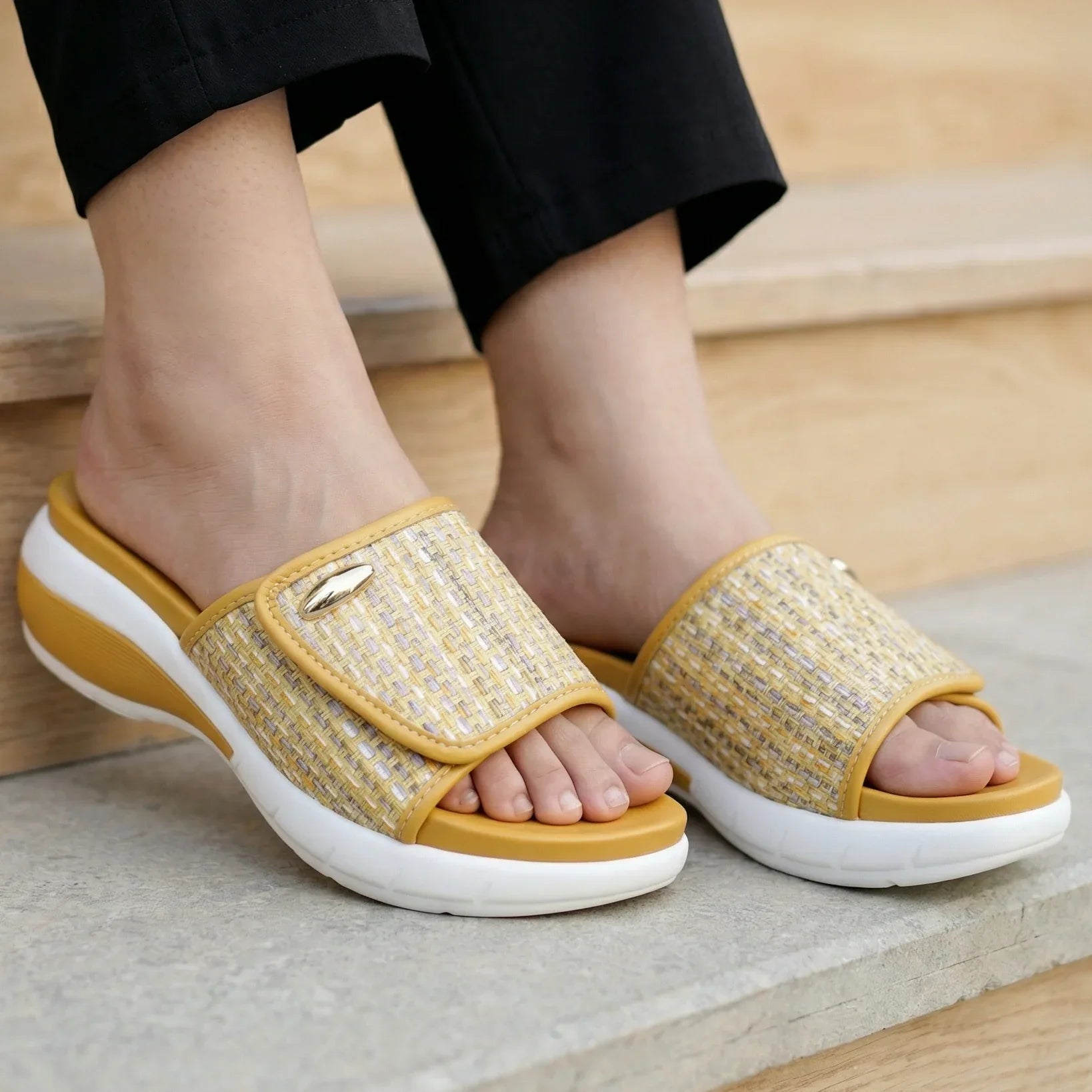 Woven Raffia 8003621 Beige