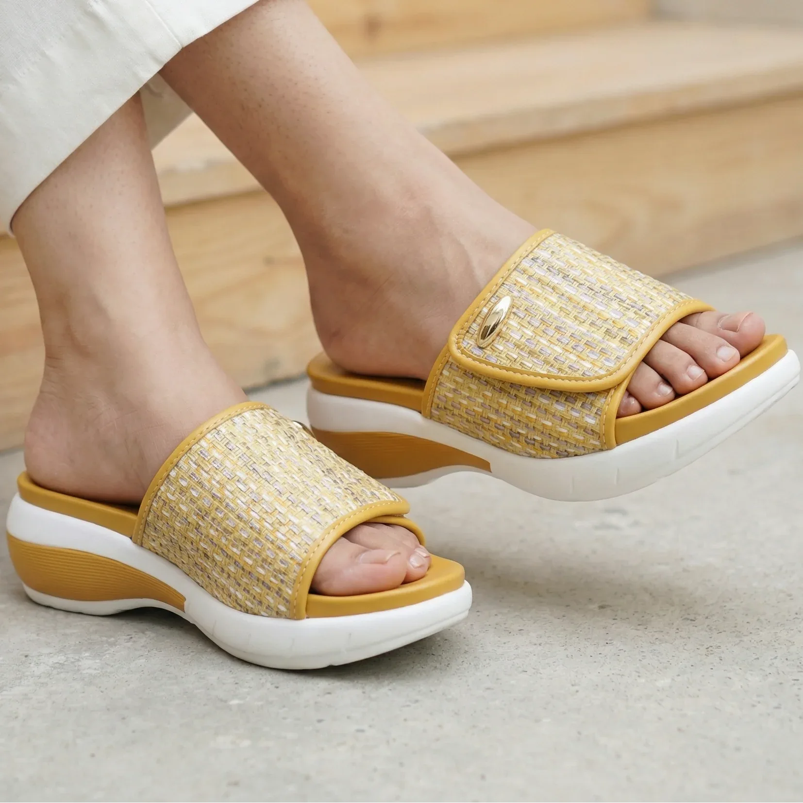 Woven Raffia 8003621 Beige