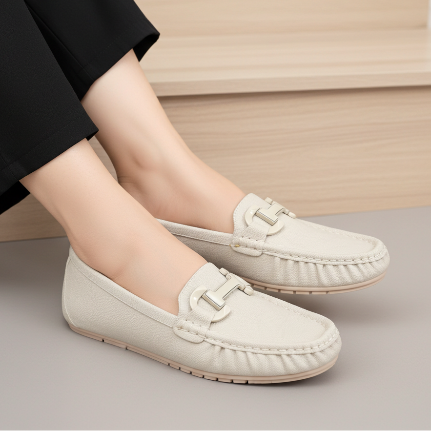 Off-White Moccasins - Women's Comfort Loafers 8004358 Fawn