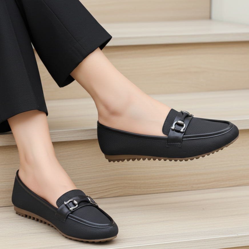 Black Textured Loafer For Women 8004404