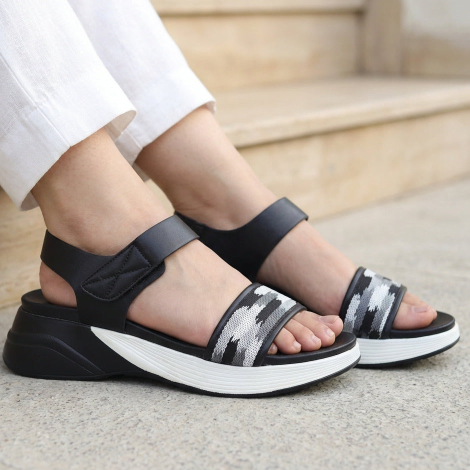 Geometric Webbing 8002284  Black